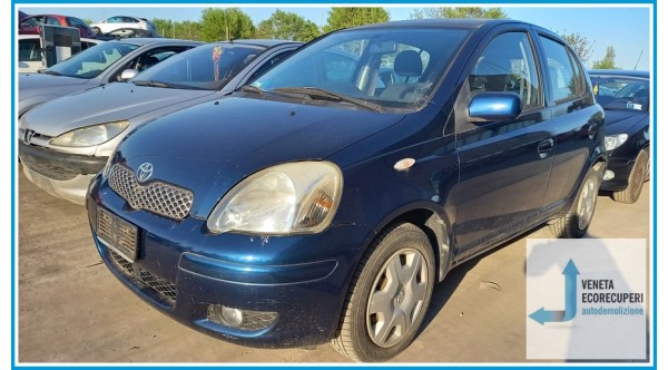 TOYOTA YARIS JPP del 2004 parti usate e ricambi