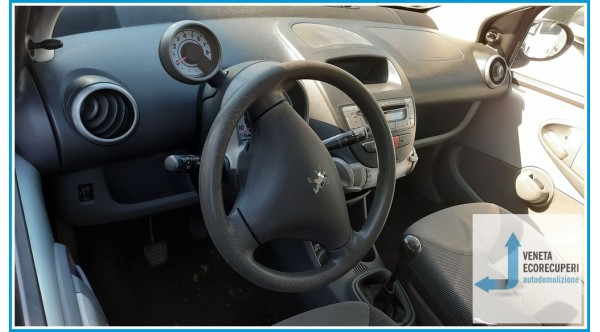 PEUGEOT 107  del 2007 parti usate e ricambi