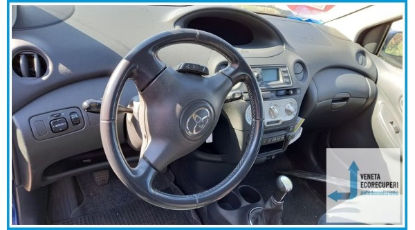 TOYOTA YARIS FRP del 2004 parti usate e ricambi - Tipo Motore 1SZFE