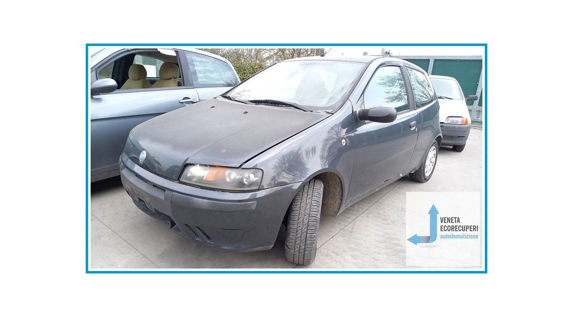 FIAT PUNTO 1N/1P del 2001 parti usate e ricambi - Tipo Motore 188A4000