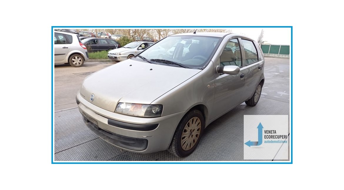FIAT PUNTO 1N/1P del 2000 parti usate e ricambi - Tipo Motore 188A5000