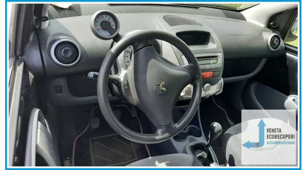 PEUGEOT 107  del 2005 parti usate e ricambi