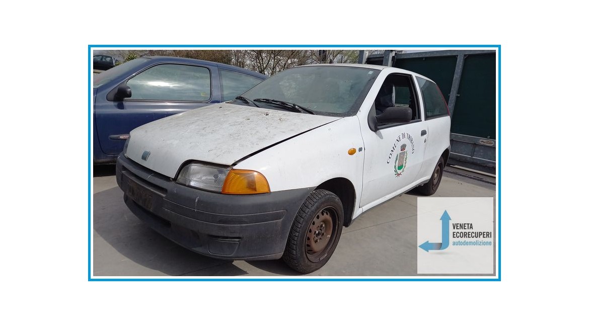 FIAT PUNTO 1a Serie  del 1994 parti usate e ricambi - Tipo Motore 176A7000