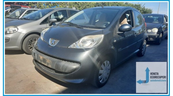 PEUGEOT 107  del 2007 parti usate e ricambi