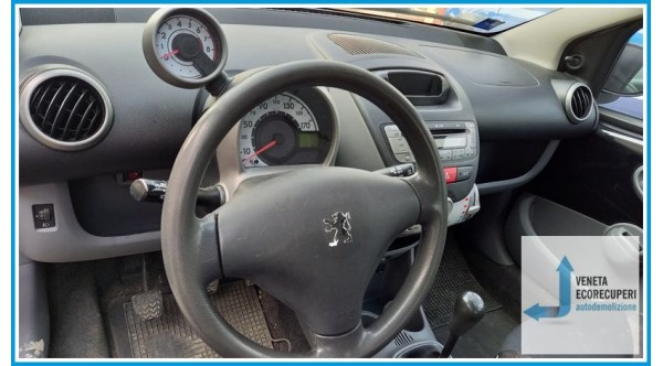 PEUGEOT 107  del 2009 parti usate e ricambi - Tipo Motore 1KR