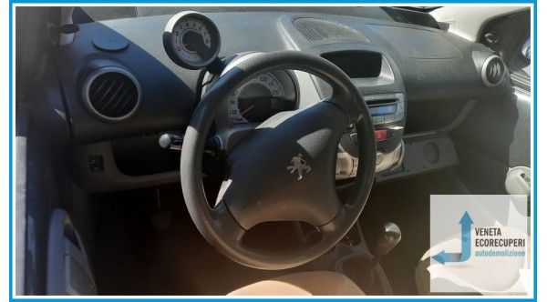 PEUGEOT 107  del 2007 parti usate e ricambi