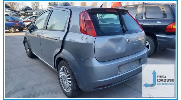 FIAT GRANDE PUNTO 2Y del 2006 parti usate e ricambi - Tipo Motore 199A2000