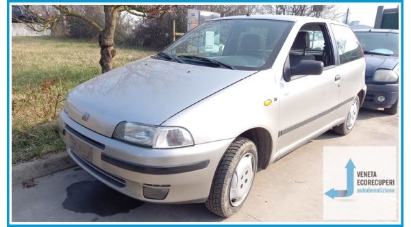 FIAT PUNTO 1a Serie  del 1996 parti usate e ricambi - Tipo Motore 176a8000