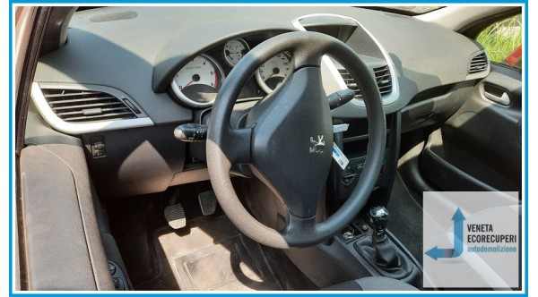 PEUGEOT 207  del 2007 parti usate e ricambi