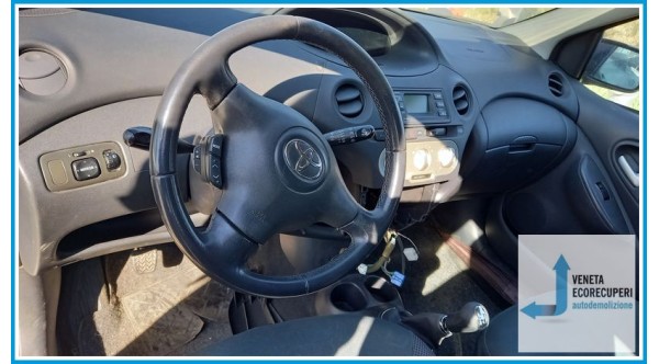 TOYOTA YARIS FRP del 2004 parti usate e ricambi - Tipo Motore 1SZFE