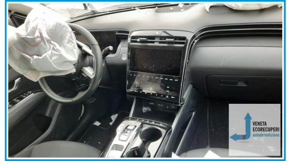 HYUNDAI TUCSON  del 2021 parti usate e ricambi