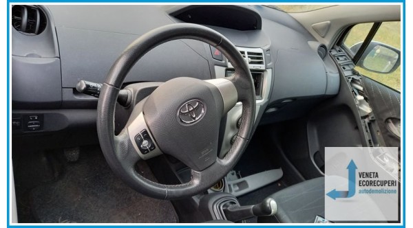 TOYOTA YARIS  del 2008 parti usate e ricambi - Tipo Motore 1NDTV
