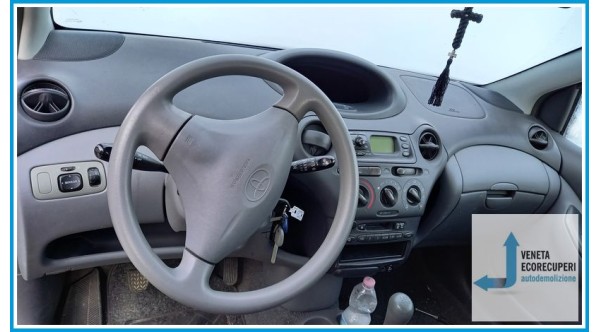 TOYOTA YARIS JPP del 2001 parti usate e ricambi - Tipo Motore 1SZFE