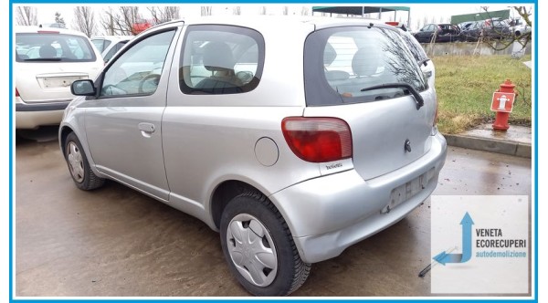 TOYOTA YARIS JPP del 2000 parti usate e ricambi - Tipo Motore 1SZFE