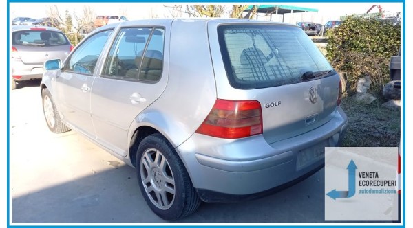 VOLKSWAGEN GOLF 1J del 2002 parti usate e ricambi - Tipo Motore Azd