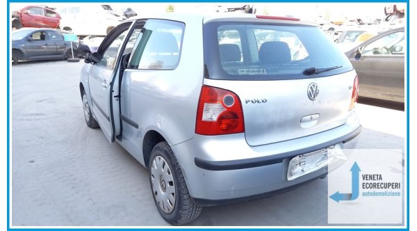 VOLKSWAGEN POLO 9N del 2002 parti usate e ricambi - Tipo Motore AZQ
