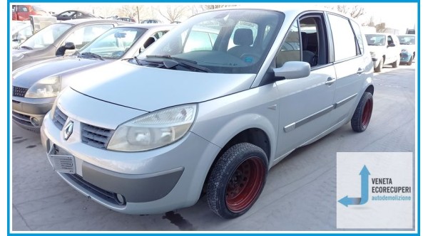 RENAULT SCENIC 2a Serie  del 2003 parti usate e ricambi - Tipo Motore K4JD7