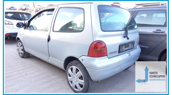 RENAULT TWINGO 1a Serie  del 2003 parti usate e ricambi - Tipo Motore D7FF7