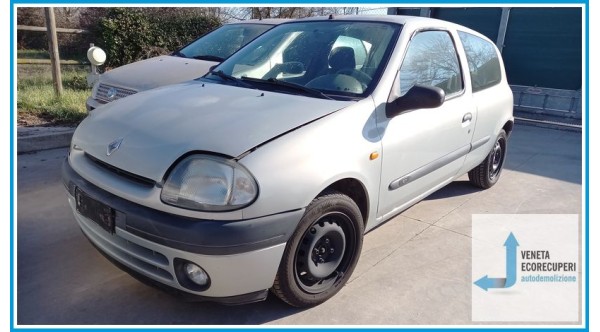 RENAULT CLIO 2a Serie  del 1998 parti usate e ricambi - Tipo Motore D7FD7