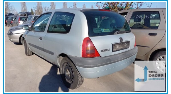 RENAULT CLIO 2a Serie  del 1998 parti usate e ricambi - Tipo Motore D7FD7