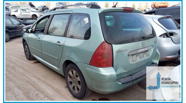 PEUGEOT 307  del 2003 parti usate e ricambi - Tipo Motore RHY