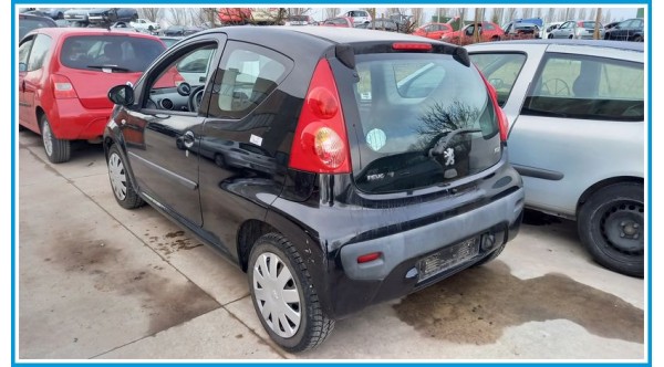 PEUGEOT 107  del 2007 parti usate e ricambi - Tipo Motore 1KR