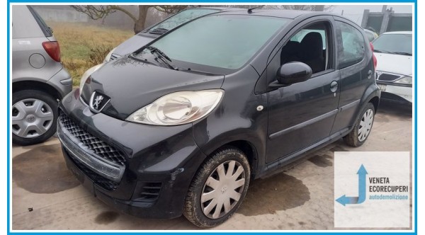 PEUGEOT 107  del 2009 parti usate e ricambi - Tipo Motore 1KR