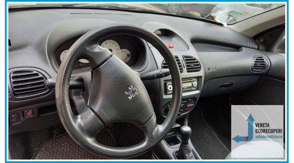 PEUGEOT 206  del 2005 parti usate e ricambi - Tipo Motore HFX
