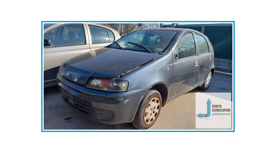 FIAT PUNTO 1N/1P del 2002 parti usate e ricambi - Tipo Motore 188A4000