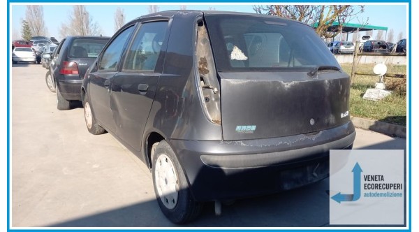 FIAT PUNTO 1N/1P del 2002 parti usate e ricambi - Tipo Motore 188A4000