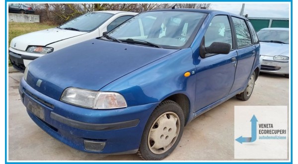 FIAT PUNTO 1a Serie  del 1997 parti usate e ricambi - Tipo Motore 176a8000