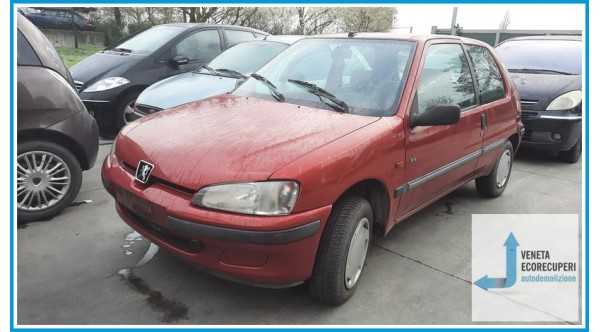 PEUGEOT 106  del 1997 parti usate e ricambi