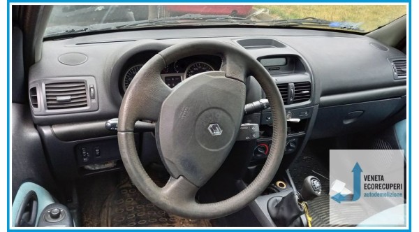 RENAULT CLIO 2a Serie  del 2002 parti usate e ricambi - Tipo Motore K9KB7