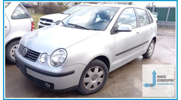 VOLKSWAGEN POLO 9N del 2003 parti usate e ricambi - Tipo Motore AMF
