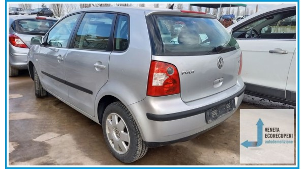 VOLKSWAGEN POLO 9N del 2003 parti usate e ricambi - Tipo Motore AMF