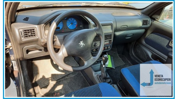 PEUGEOT 106  del 2001 parti usate e ricambi