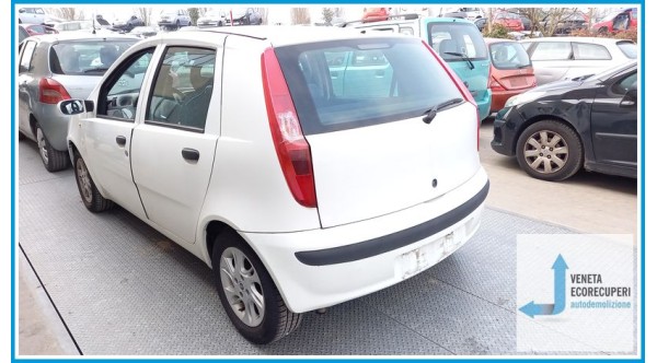FIAT PUNTO 1N/1P del 2003 parti usate e ricambi - Tipo Motore 188A4000