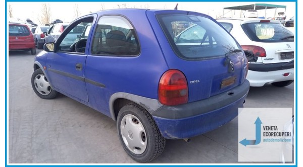 OPEL CORSA X01 del 2000 parti usate e ricambi - Tipo Motore X10XE