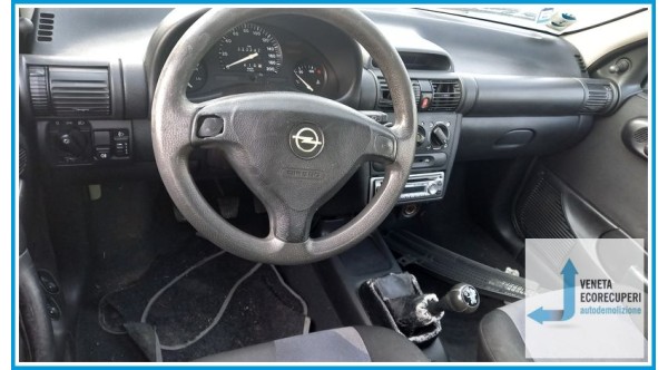 OPEL CORSA X01 del 2000 parti usate e ricambi - Tipo Motore X10XE