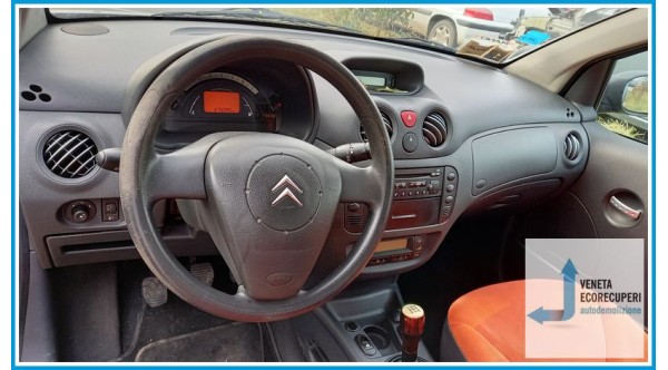 CITROEN C2  del 2004 parti usate e ricambi - Tipo Motore 8HX