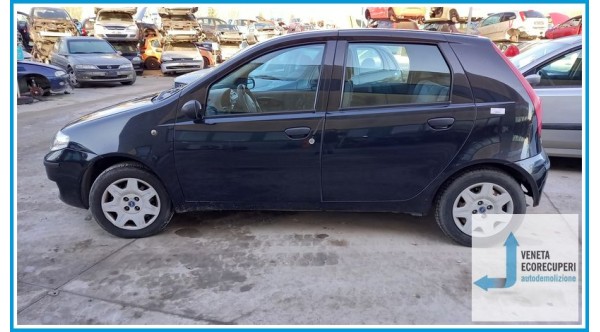 FIAT PUNTO 2U del 2004 parti usate e ricambi - Tipo Motore 188a9000