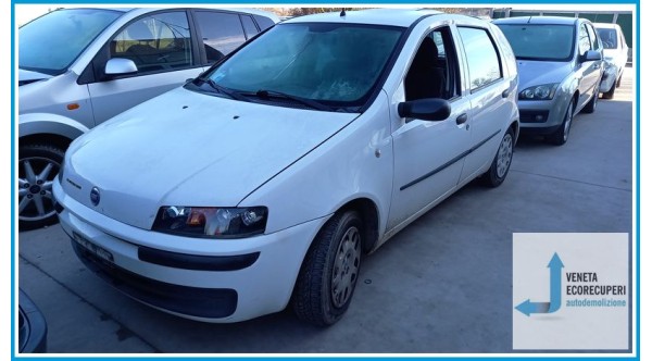 FIAT PUNTO 1N/1P del 2003 parti usate e ricambi - Tipo Motore 188A4000