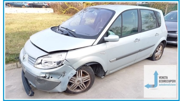 RENAULT SCENIC 2a Serie  del 2004 parti usate e ricambi - Tipo Motore K9KF7