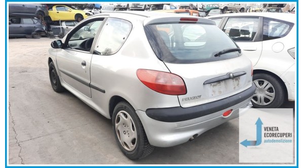PEUGEOT 206  del 2000 parti usate e ricambi