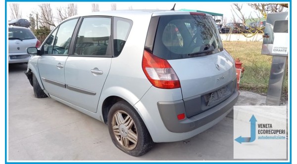 RENAULT SCENIC 2a Serie  del 2004 parti usate e ricambi - Tipo Motore K9KF7
