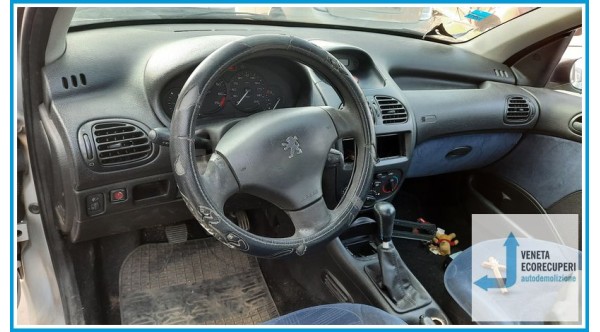 PEUGEOT 206  del 2002 parti usate e ricambi