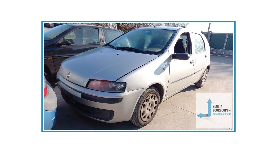 FIAT PUNTO 1N/1P del 2002 parti usate e ricambi - Tipo Motore 188A4000