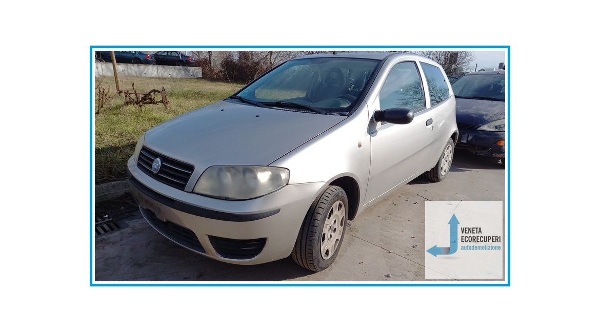 FIAT PUNTO 1N/1P del 2003 parti usate e ricambi - Tipo Motore 188A4000