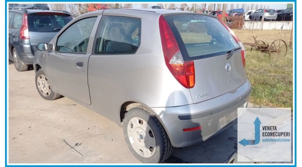 FIAT PUNTO 1N/1P del 2003 parti usate e ricambi - Tipo Motore 188A4000