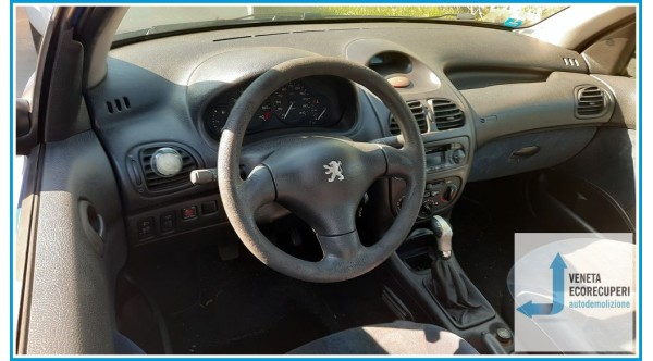 PEUGEOT 206  del 1999 parti usate e ricambi